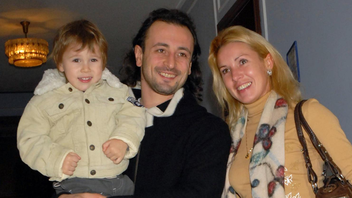    Илья Авербух с Ириной Лобачёвой и сыном. Фото: Legion-Media