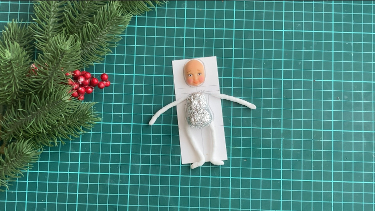 Делаем игрушки из ваты. Этап 3. Тело из фольги и сборка головы игрушки