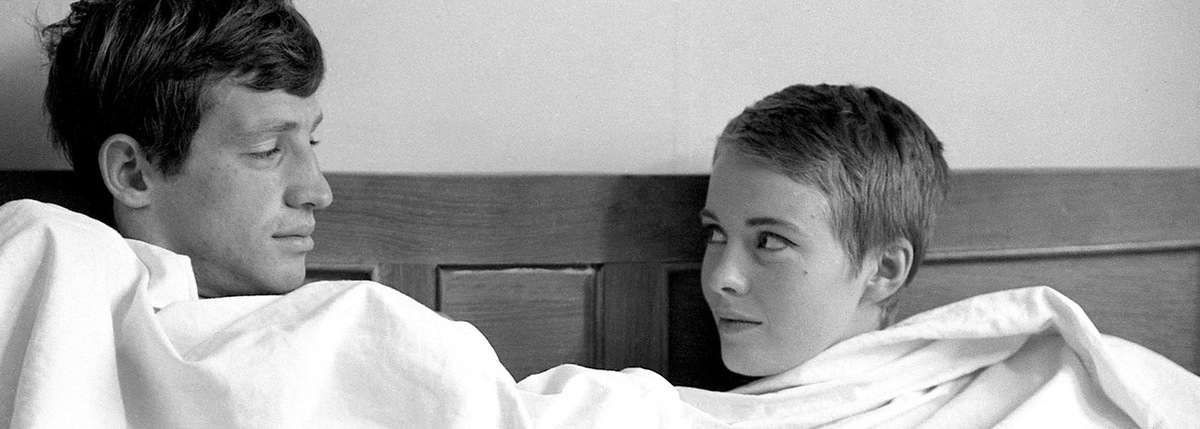 Жан-Поль Бельмондо и Джин Сиберг в фильме "На последнем дыхании", 1960