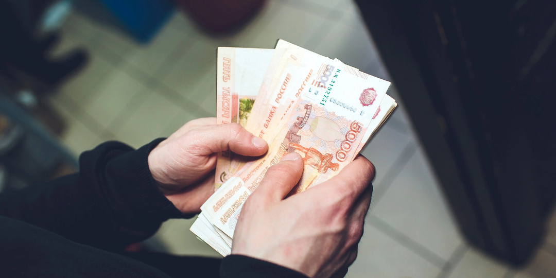 Россияне массово выходят из вкладов: в чём причина