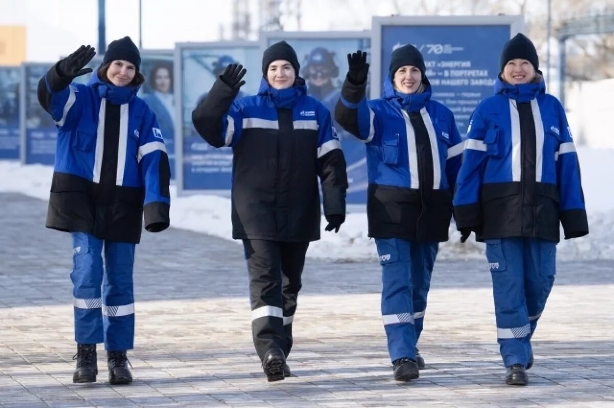    Женщины омского нефтеперерабатывающего завода рассказали о своей профессии