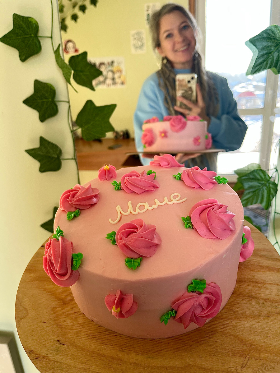 Тортики я продолжаю делать. Но только иногда и для близких❤️