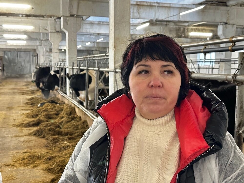    Ольга Дутова: «Мы росли в деревне, и семья всегда держала скотину». Фото: Министерство сельского хозяйства и потребительского рынка Республики Коми