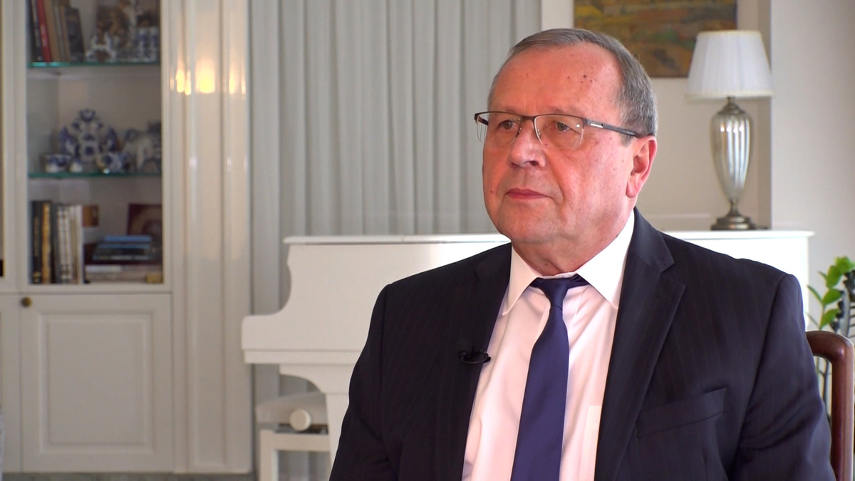    Анатолий Викторов