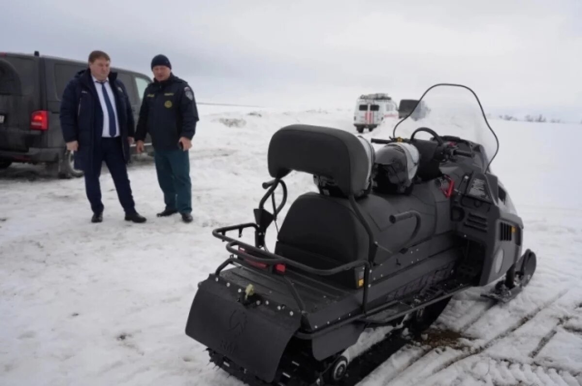    Глава Ульяновска передал городским спасателям новый снегоход