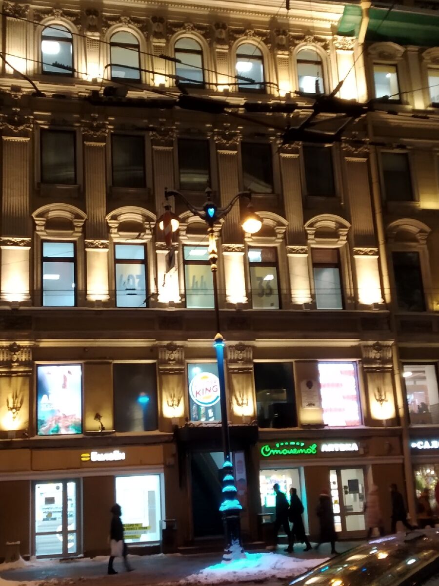 Невский проспект, Санкт-Петербург (личное фото)