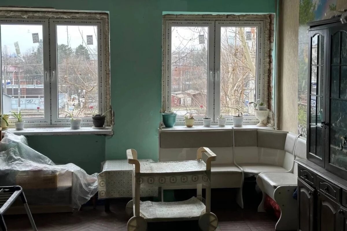    72 окна заменили в домах на Новороссийской после атаки БПЛА на Краснодар