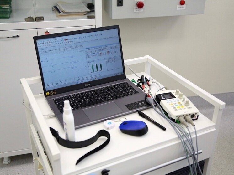     Прибор дает возможность точно оценить состояние нервных волокон и выявить выпадение функции нерва. Фото: пресс-служба Минздрава по Новгородской области