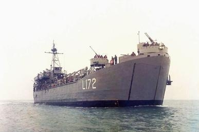 Большой десантный корабль "Лесбос"
