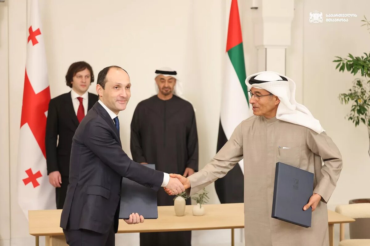 Леван Давиташвили и управляющий директор Emaar Properties Мохаммед Али Рашед Алабар.