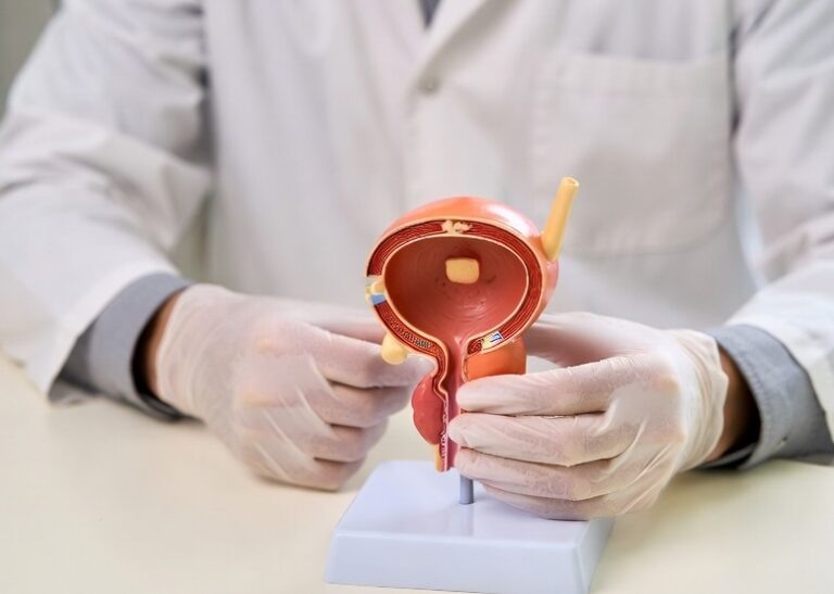    Оренбургский уролог рассказал, что делать с мочекаменной болезнью Инна Ломанцова