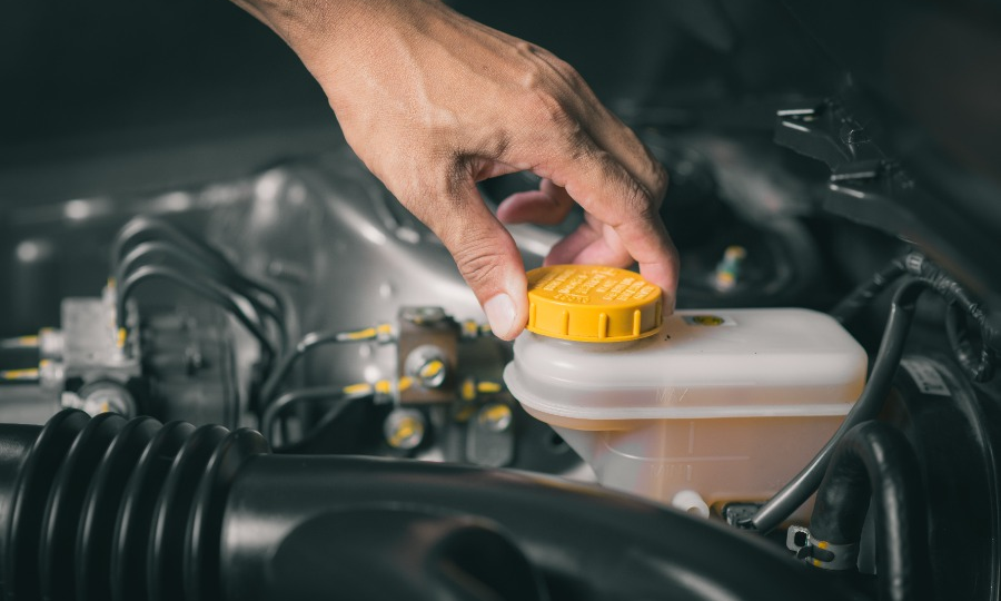 Морозы прошли — проблемы остались: 5 вещей в машине, которые стоит проверить после зимы