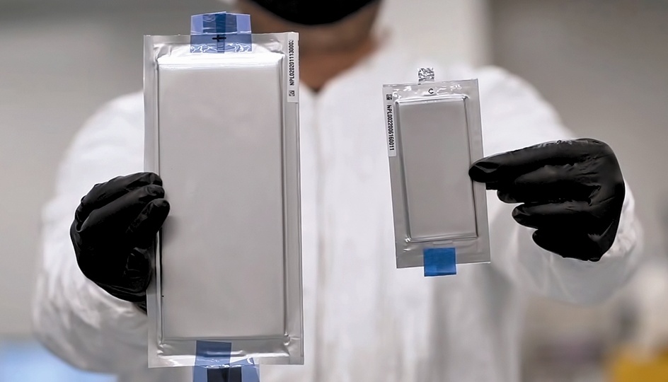 Чем твердотельные аккумуляторы превосходят литий-ионные