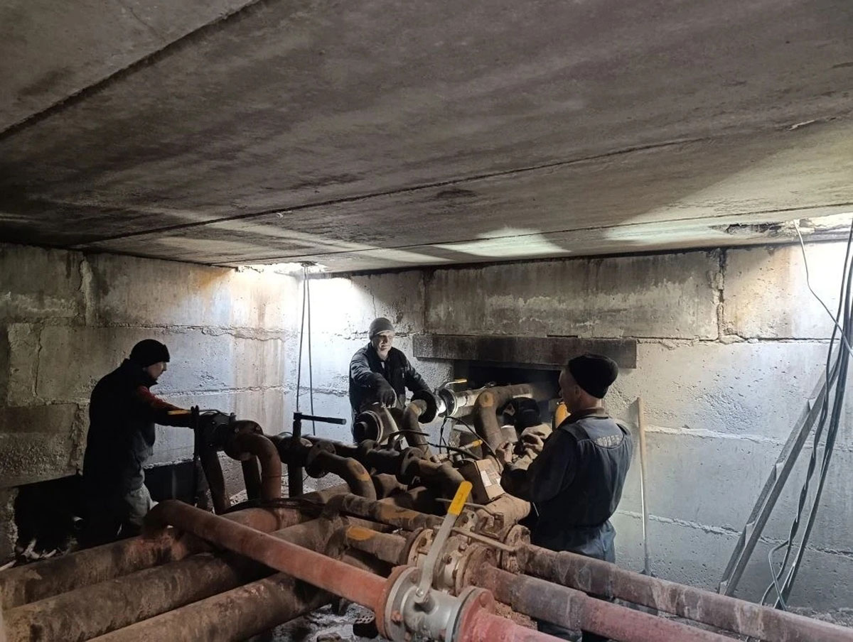    В Каменске-Уральском проводят плановую замену задвижек на сетях ГВС