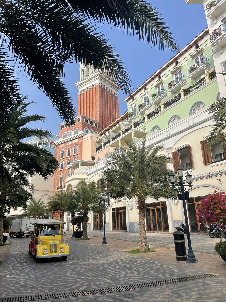 Sun Set town (Сан Сет таун), остров Фукуок, Вьетнам, февраль, 2025