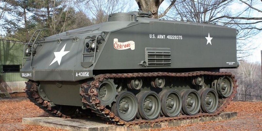 Гусеничный бронетранспортёр БТР M75