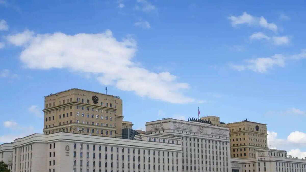    Здание Минобороны РФ © АГН "Москва"