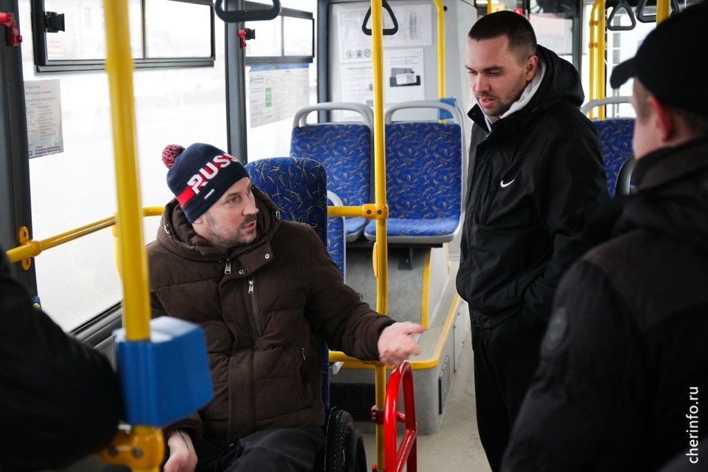    Общественники защищают права и интересы людей с ограниченными возможностями здоровья, помогают инвалидам решать социальные и бытовые проблемы.