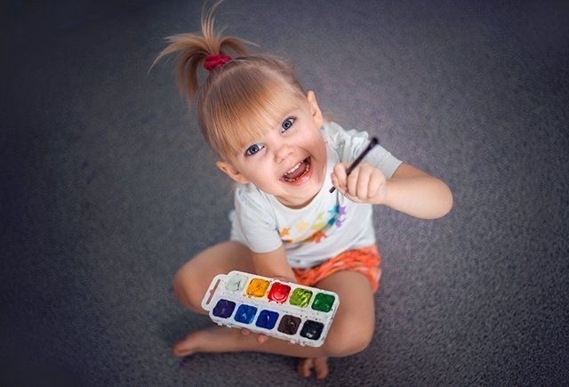 Творческое мышление: 10 упражнений для развития креативности у ребёнка