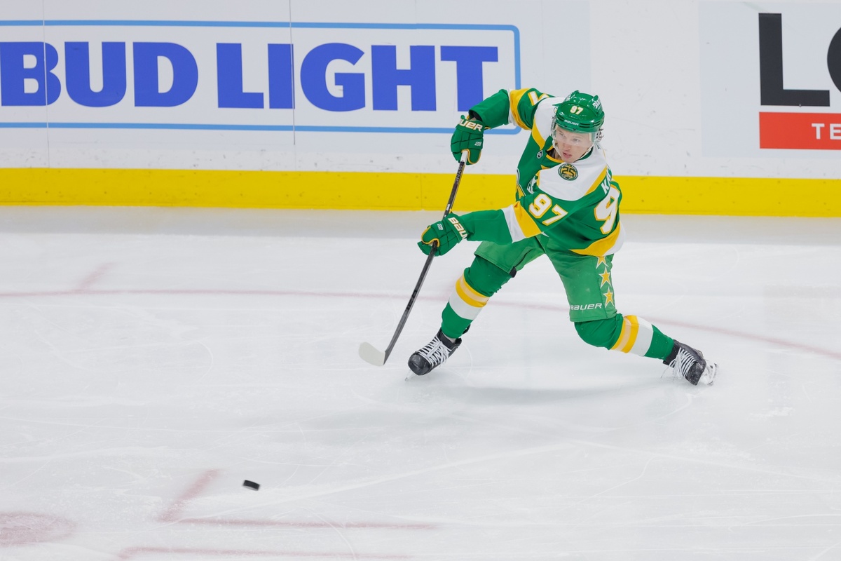 Кирилл Капризов