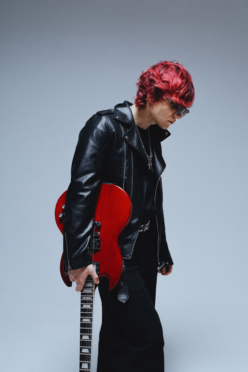    Фотограф: Анастасия Комрукова, из личного архива Тома Космоса