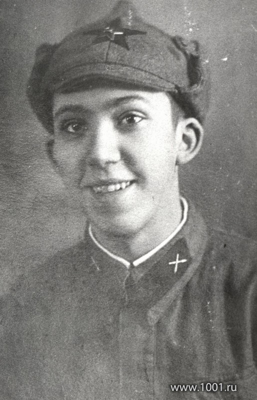 Юрий Никулин в буденовке 