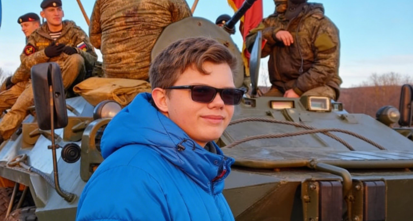    Мать подростка даже не стала ни о чем спрашивать при первой встречи, а просто обняла сын. Фото: соцсети Владислава