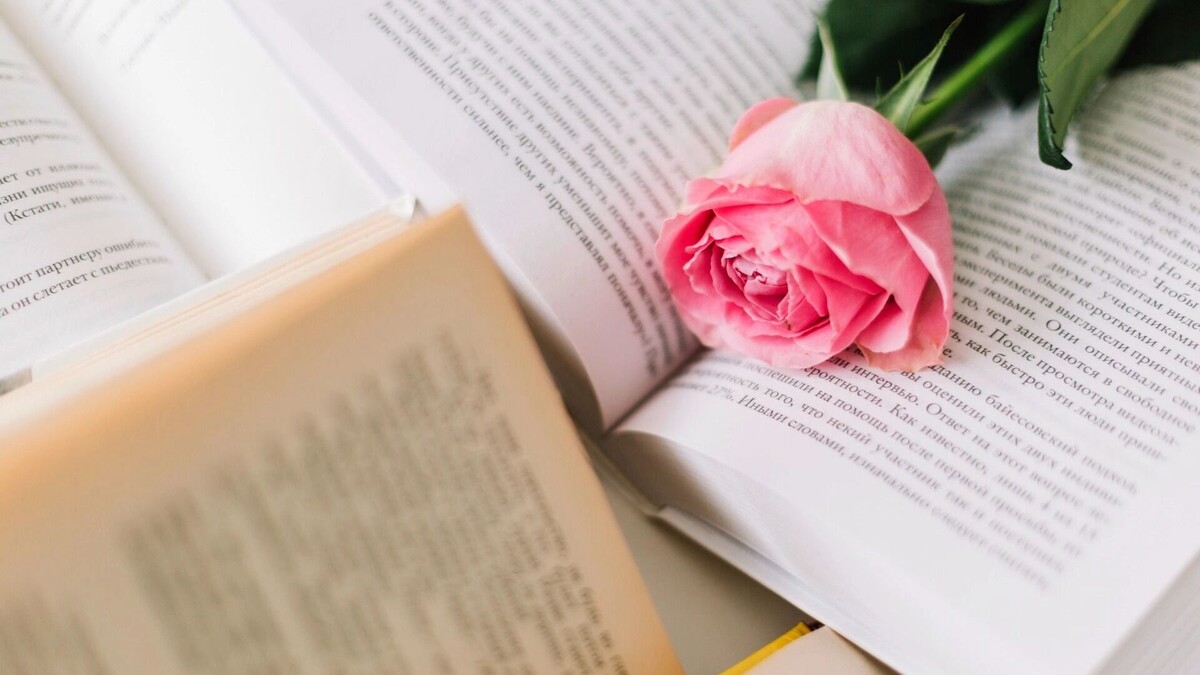    Чьи это стихи? Тест, который пройдут не все   freepik.com