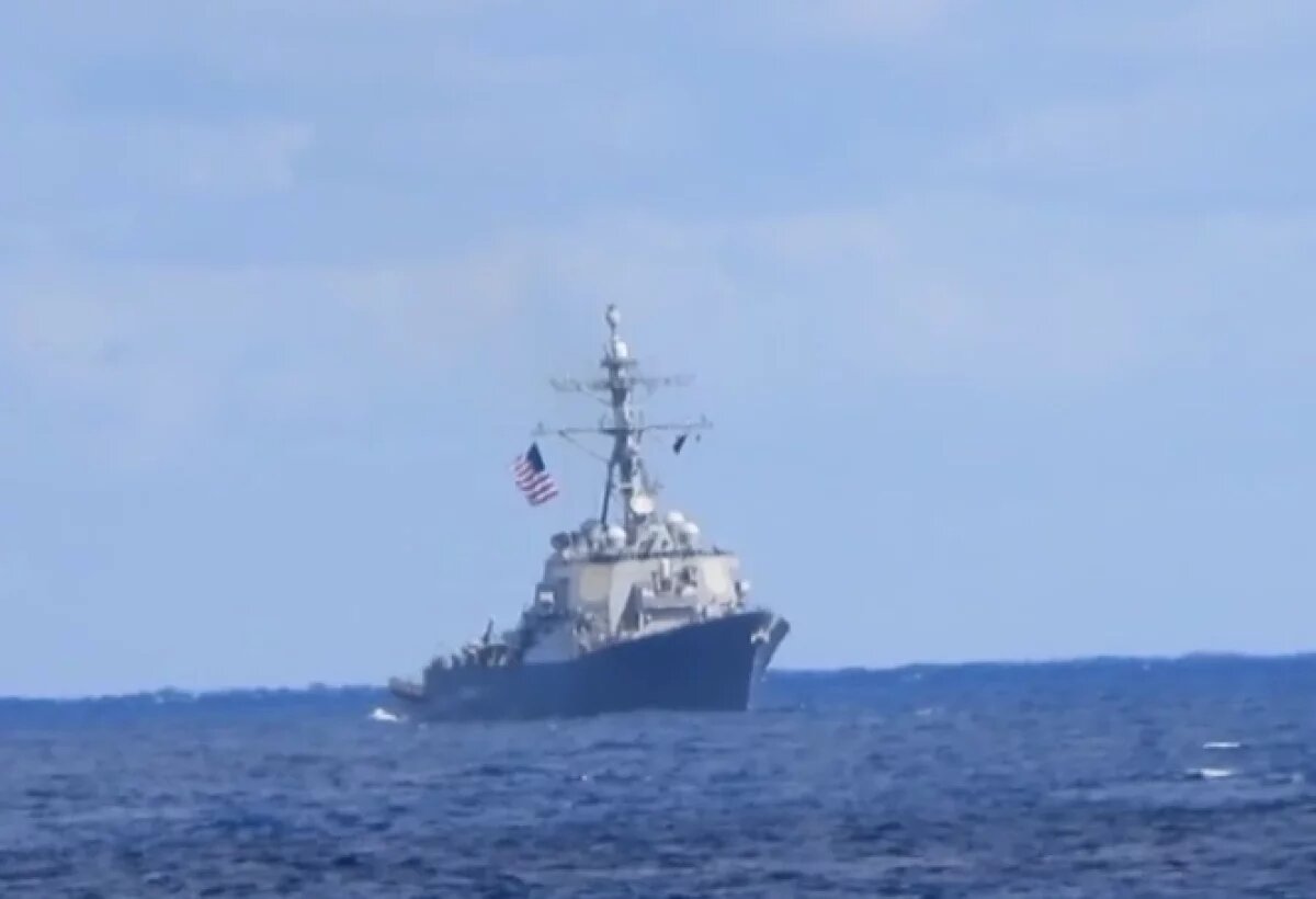    Иран нанес удар по эсминцу ВМС США в Индийском океане