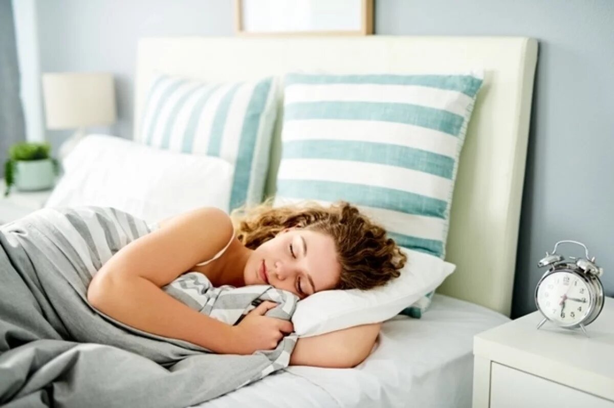    Ученые из Китая назвали точное количество часов сна, необходимое человеку