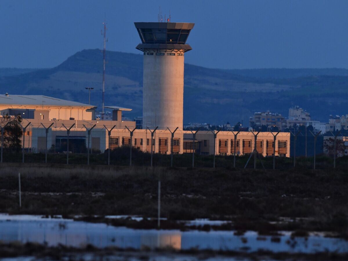    Аэропорт Ларнаки на Кипре | © РИА Новости / Владимир Вяткин