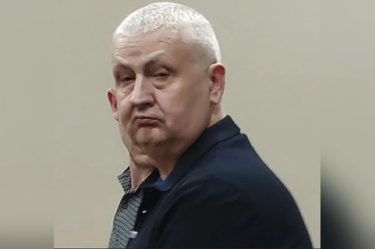    Но прокуратура опротестовала вердикт, и сам Курицин неожиданно попросил отменить приговор.