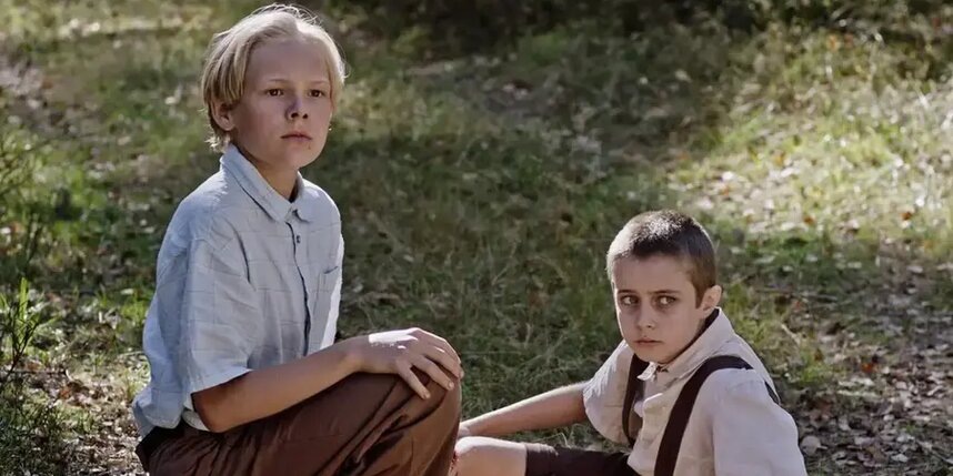    Паша поначалу совсем не хочет дружить с Колей.Ракета Релизин