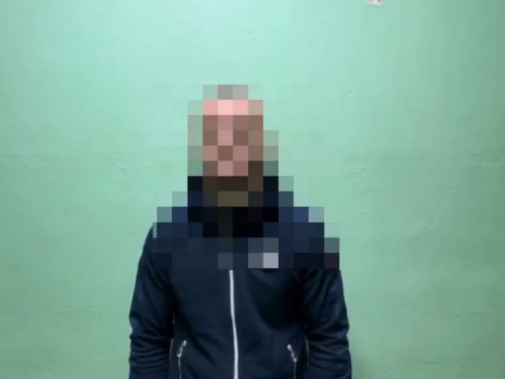     В Красноярске поймали 19-летнего пособника телефонных мошенников