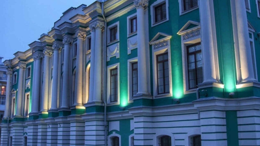    Воронежский областной художественный музей им. И. Н. Крамского.