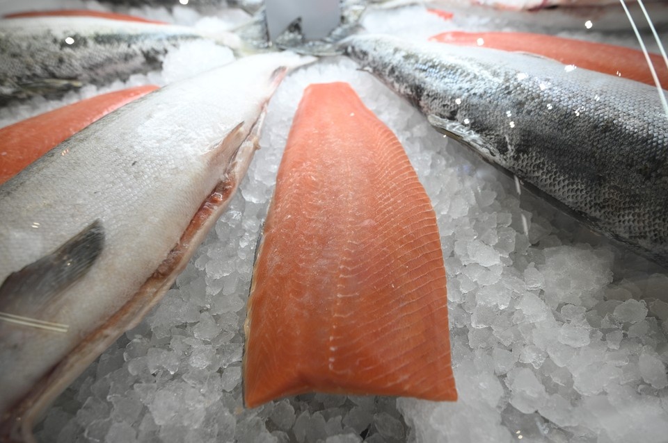    Цены на рыбу могут сильно взлететь из-за введения маркировки. Алексей БУЛАТОВ