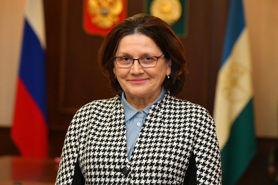    «Женщина может рожать до 47 лет», — заявила акушер-гинеколог на заседании Госсобрания.