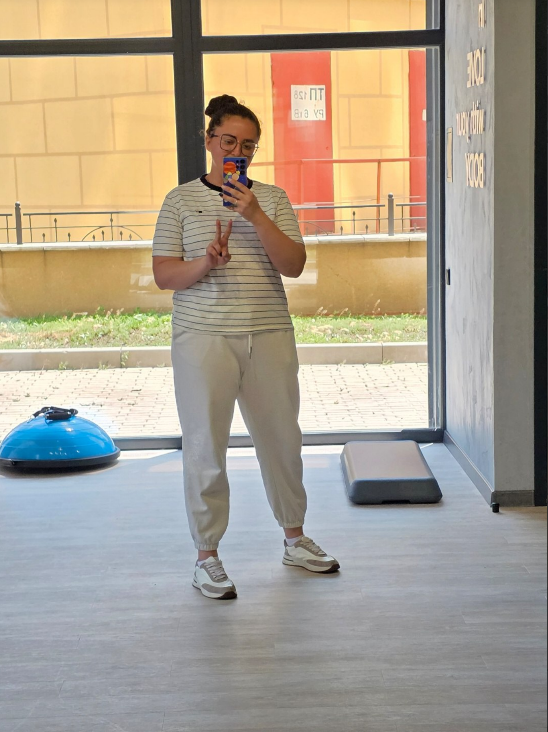 А так я уже выглядела через год после брака. Вроде не всё так плохо, но и до грациозной лани уже ооочень далеко