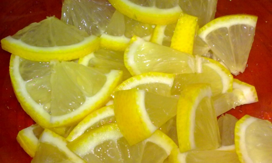 Я перестала резать лимон в чай: нашла способ получить из него в 10 раз больше витаминов