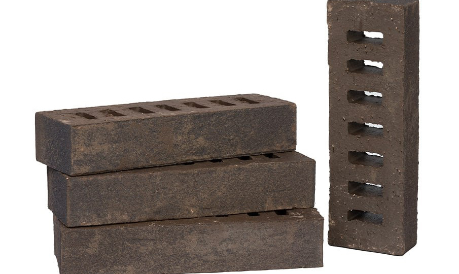 Пустотелый или полнотелый кирпич: какой на самом деле лучше для дома?