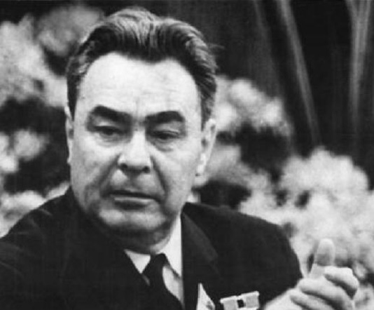 «Какой красивый молдаванин»: как Брежнев очаровал Сталина и починил половину страны