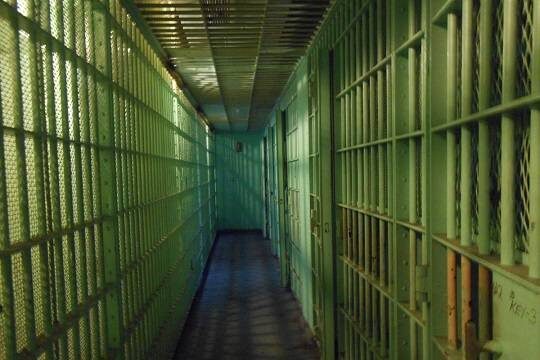    Число заключённых в России упало до исторического минимума (фото: pxhere.com)