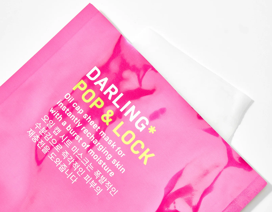 Тканевая маска с технологией Oil Cap для мгновенного увлажняющего заряда DARLING* Pop & Lock