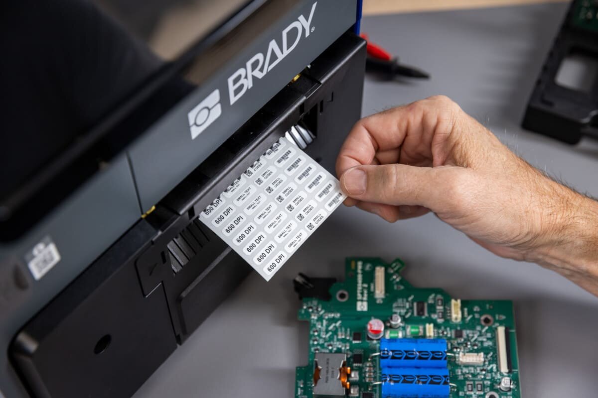 Brady i7500