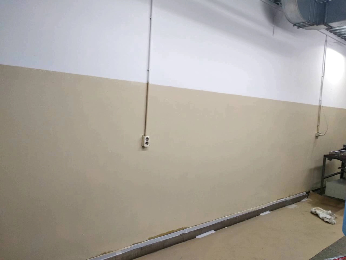 Покраска стен производственных помещений