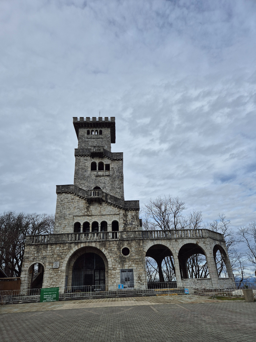 Башня на горе Большой Ахун | Личное фото