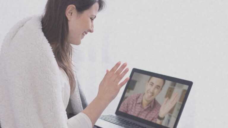    Иллюстрация к материалу: Брак на расстоянии: как поддержать отношения и детей