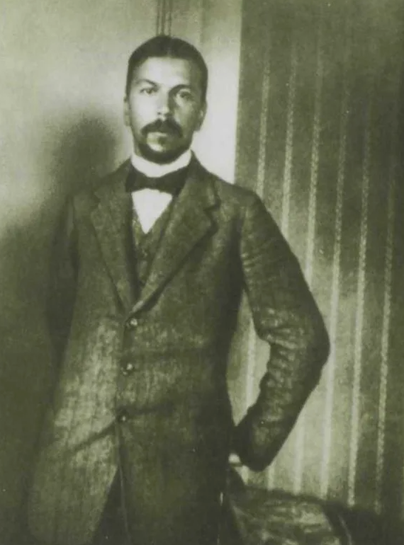 Михаил Кедров