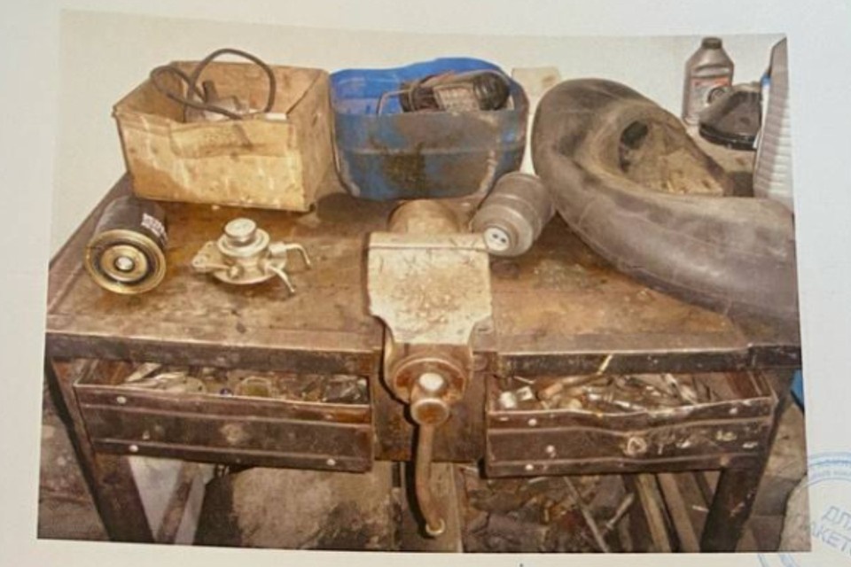 Подростков били арматурой, одному из них зажали руку в тиски. Фото: СУ СКР по Забайкальскому краю