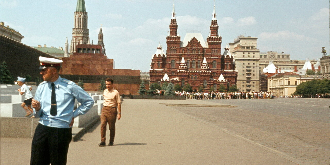 Весенние каникулы: поиски приключений